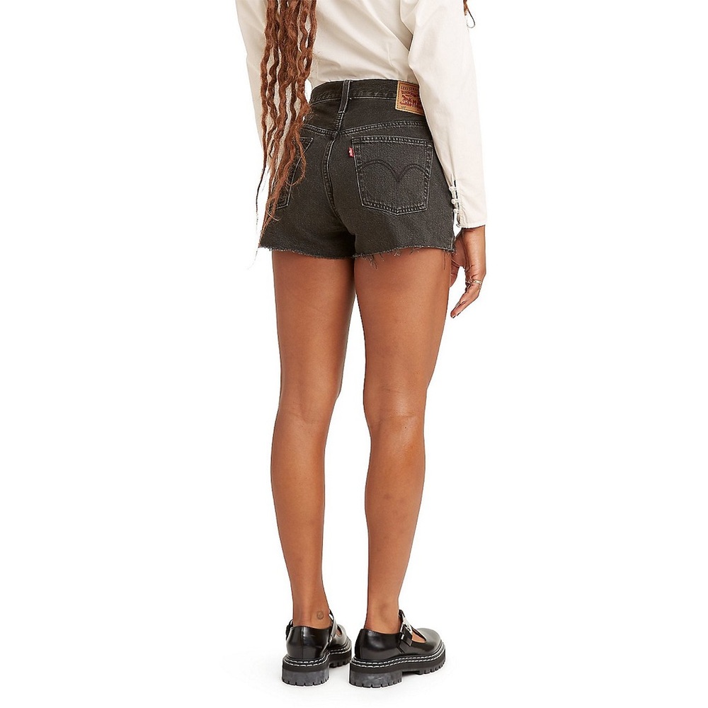 Levi's Women's 501 Original High Rise Shorts 2.5 In - Black Distressed Size 29 - Picture 4 of 12